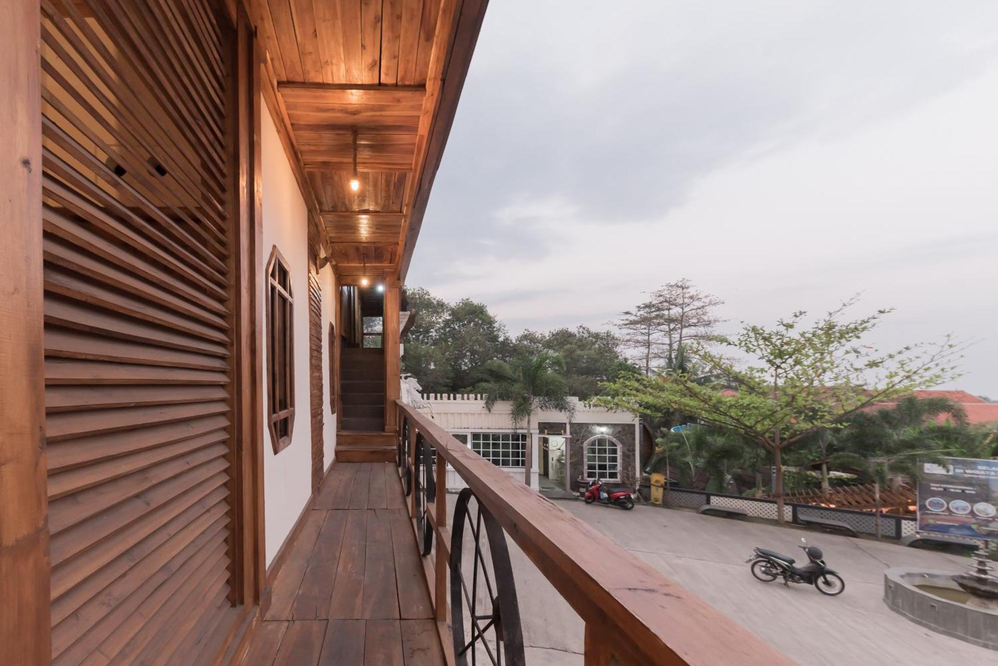 Urbanview Hotel Cianjur City Park By Reddoorz 外观 照片