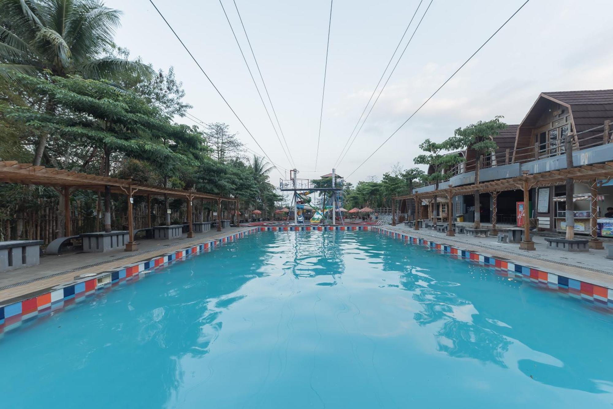 Urbanview Hotel Cianjur City Park By Reddoorz 外观 照片